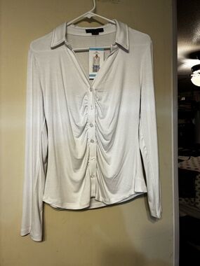 Social Standard Ladies Ruched Button Up Long Sleeve Top